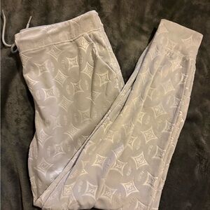 Juicy Couture Luxe Velour Embossed ‘white tag’ joggers! XL! NWOT!